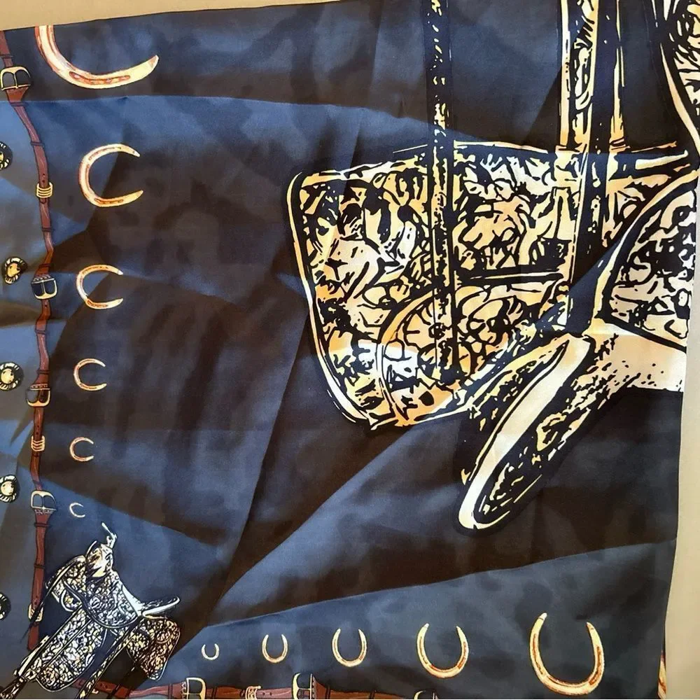 Saddle Design scarf S105